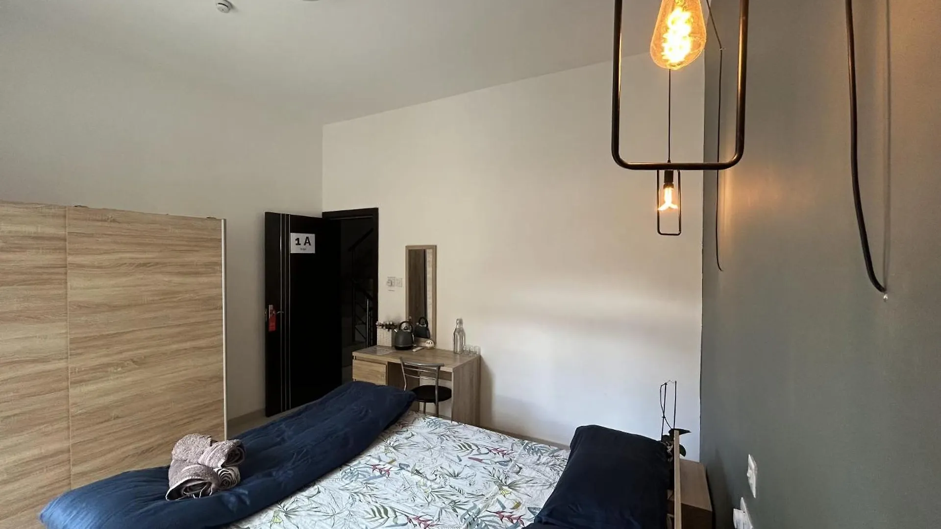 Homestay Central Sliema Airconditioned And Spacious